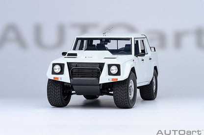 AUTOart Lamborghini LM002 Bianco Polo Park (White) 1:18