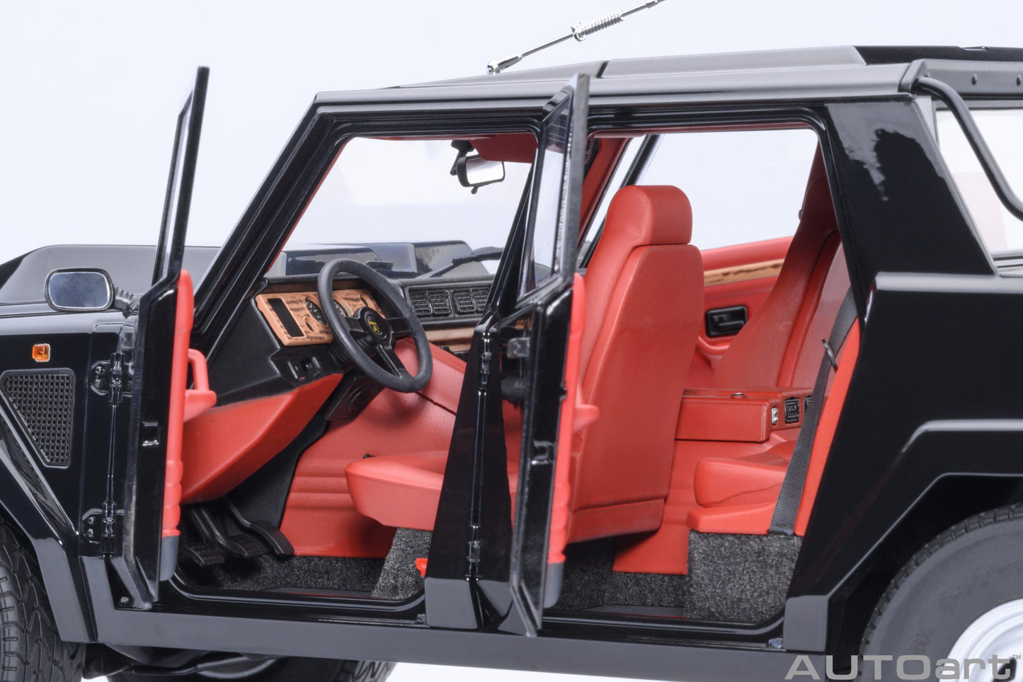 AUTOart Lamborghini LM002 Nero Tenebre (Black) 1:18