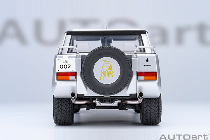 AUTOart Lamborghini LM002 Argento (Metallic Silver) 1:18