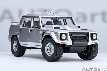 AUTOart Lamborghini LM002 Argento (Metallic Silver) 1:18