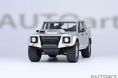 AUTOart Lamborghini LM002 Argento (Metallic Silver) 1:18
