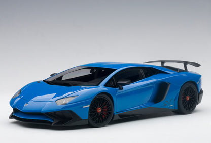 AUTOart 2015 Lamborghini Aventador LP750-4 SV Blu Lemans (Blue) 1:18