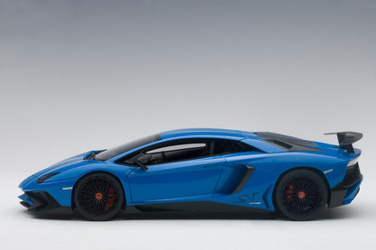 AUTOart 2015 Lamborghini Aventador LP750-4 SV Blu Lemans (Blue) 1:18