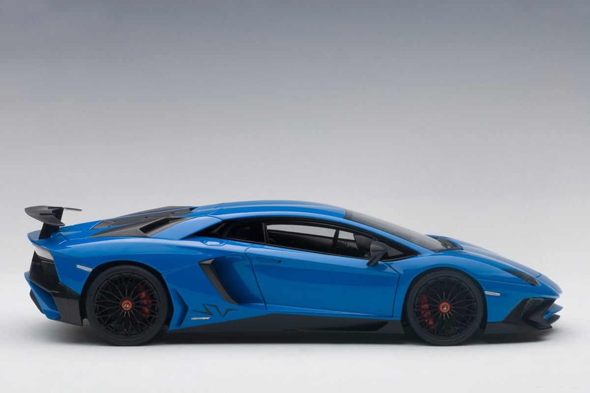 AUTOart 2015 Lamborghini Aventador LP750-4 SV Blu Lemans (Blue) 1:18 ...