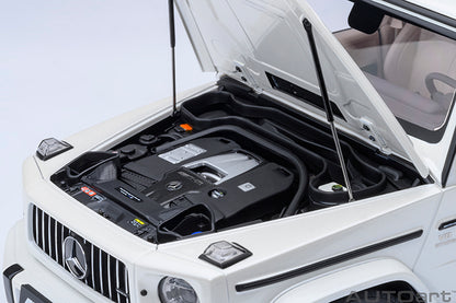 AUTOart 2019 Mercedes-Benz G63 AMG 4x4 G-Class Designo Brilliant White 1:18