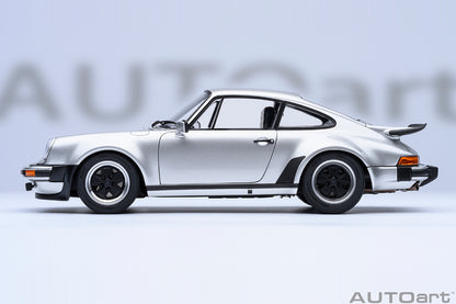 AUTOart Porsche 911 (930) Turbo 3.0 Silver 1:18