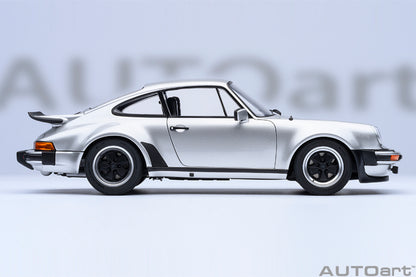 AUTOart Porsche 911 (930) Turbo 3.0 Silver 1:18