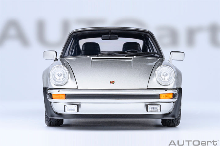 AUTOart Porsche 911 (930) Turbo 3.0 Silver 1:18