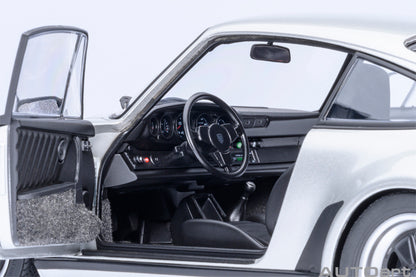 AUTOart Porsche 911 (930) Turbo 3.0 Silver 1:18