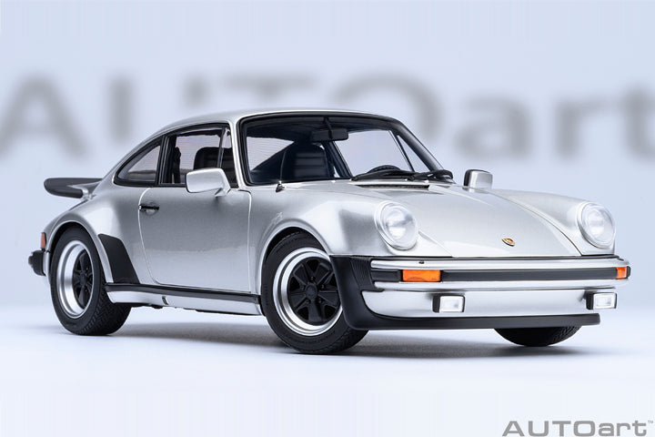 AUTOart Porsche 911 (930) Turbo 3.0 Silver 1:18