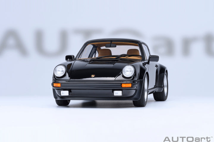 AUTOart Porsche 911 (930) Turbo 3.0 Black 1:18