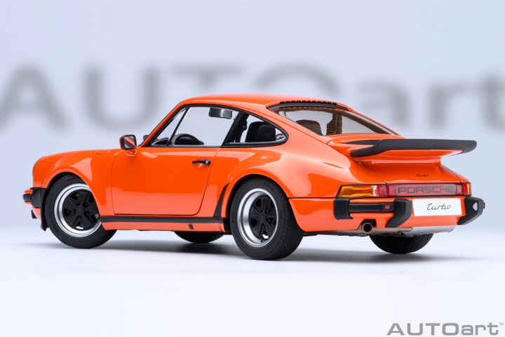 AUTOart Porsche 911 (930) Turbo 3.0 Continental Orange 1:18