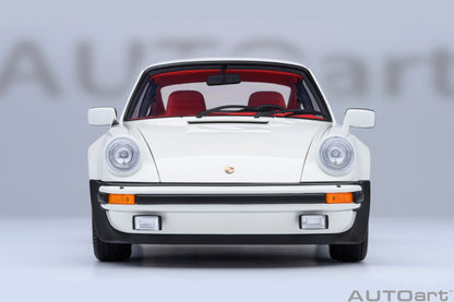 AUTOart Porsche 911 (930) Turbo 3.0 Grand Prix White 1:18