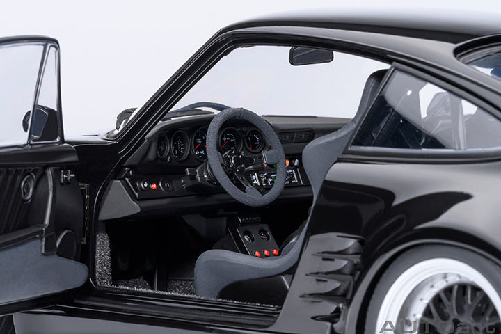 AUTOart Porsche 911 (930) Turbo 'Wangan Midnight