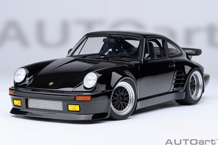 Autoart Porsche 911 (930) Turbo 湾岸ミッドナイト AUTOart Porsche 911 (930) Turbo 'Wangan Midnight