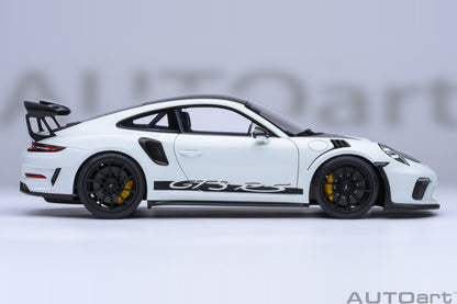 AUTOart Porsche 911 991.2 GT3 RS w/ Weissach Pkg White 1:18