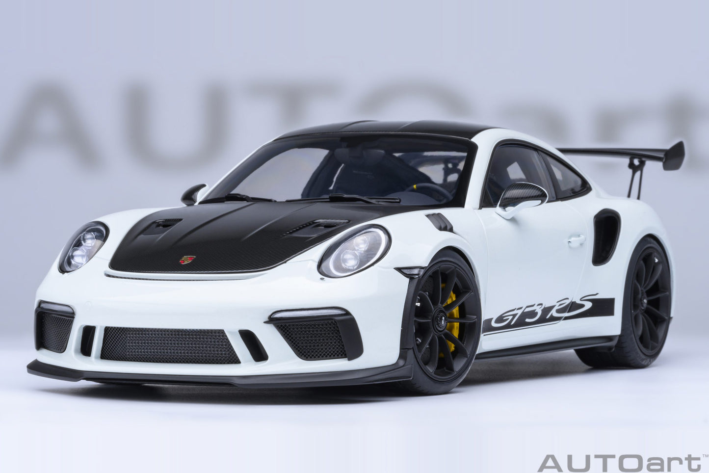 AUTOart Porsche 911 991.2 GT3 RS w/ Weissach Pkg White 1:18