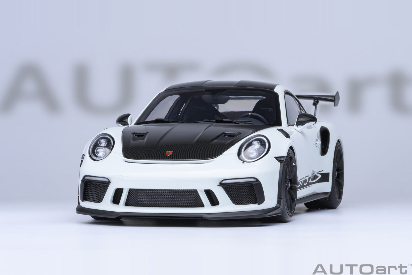 AUTOart Porsche 911 991.2 GT3 RS w/ Weissach Pkg White 1:18