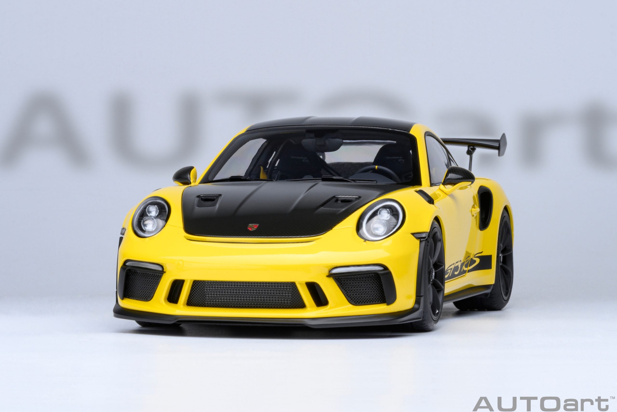 AUTOart Porsche 911 991.2 GT3 RS w/ Weissach Pkg Racing Yellow 1