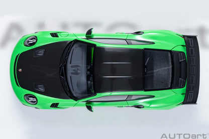 AUTOart Porsche 911 991.2 GT3 RS w/ Weissach Pkg Lizard Green 1:18