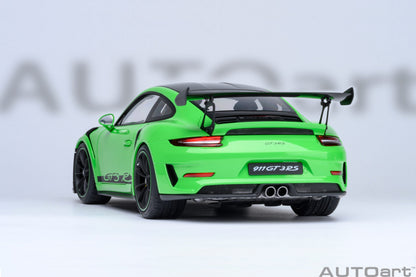 AUTOart Porsche 911 991.2 GT3 RS w/ Weissach Pkg Lizard Green 1:18