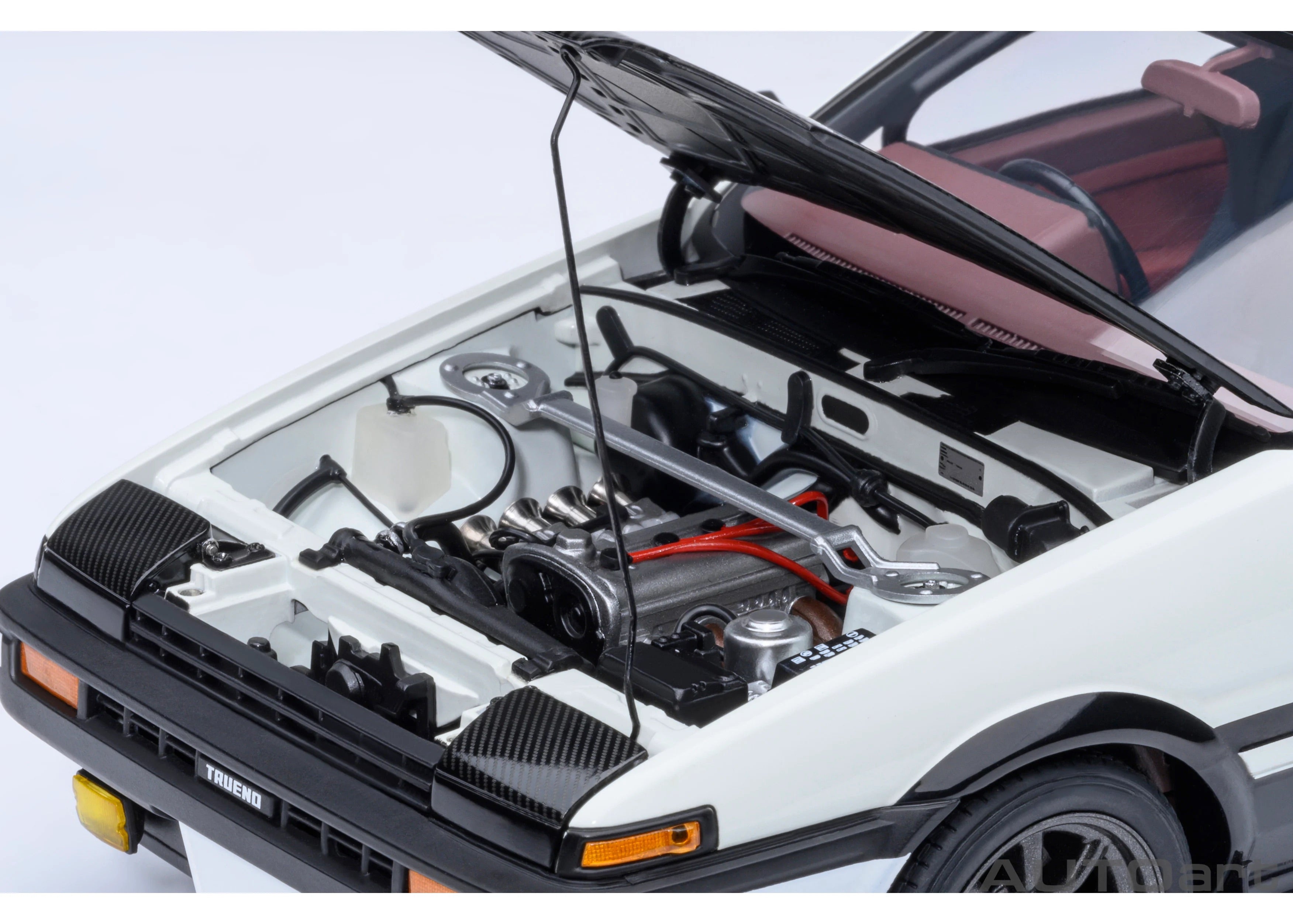 AUTOart Toyota Sprinter Trueno (AE86) 