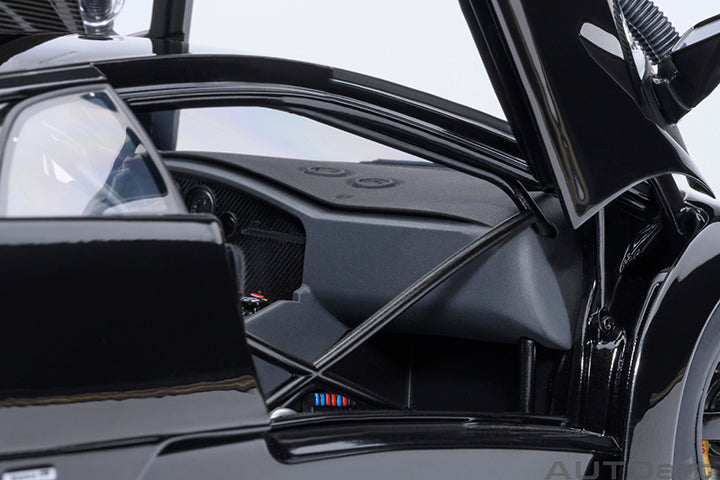 AUTOart Lamborghini Diablo GTR Deep Black 1:18