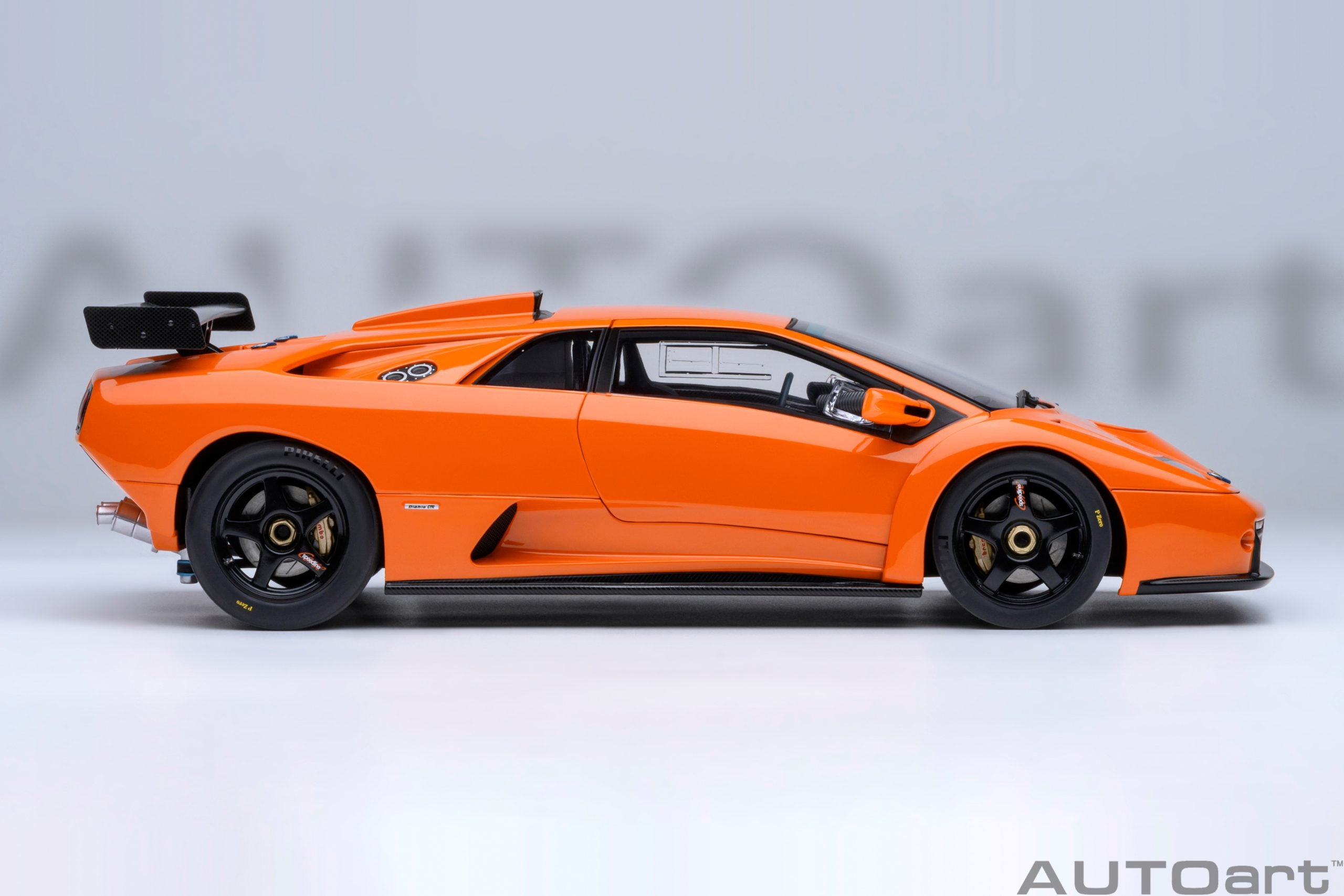 AUTOart Lamborghini Diablo GTR Arancio Ishtar (Orange) 1:18 – STM