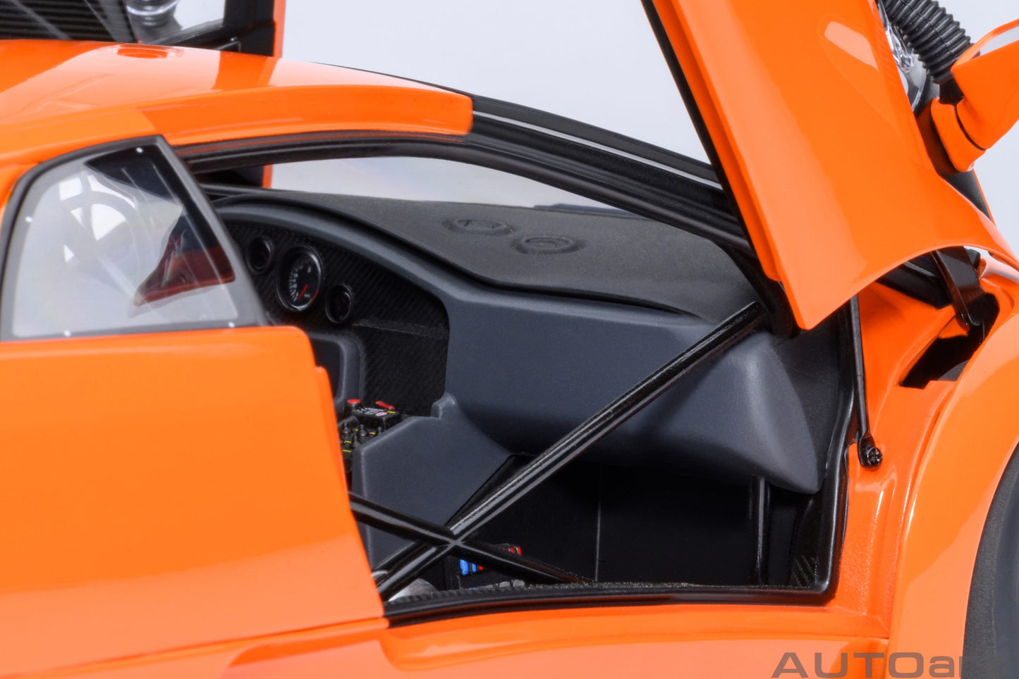 AUTOart Lamborghini Diablo GTR Arancio Ishtar (Orange) 1:18