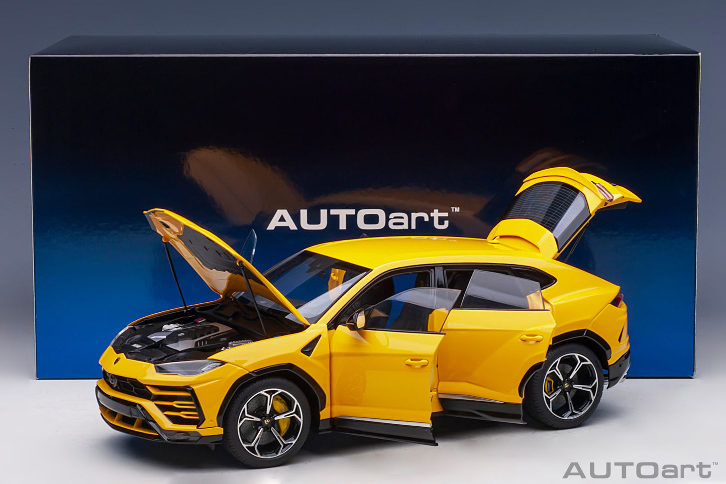AUTOart Lamborghini Urus Giallo Auge (Yellow) 1:18