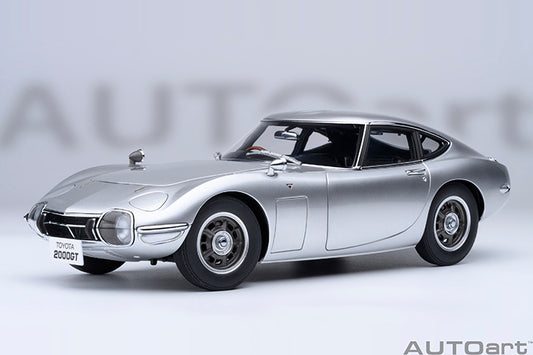 AUTOart 1967 Toyota 2000GT (Upgraded Version) Silver 1:18