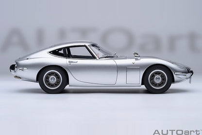 AUTOart 1967 Toyota 2000GT (Upgraded Version) Silver 1:18