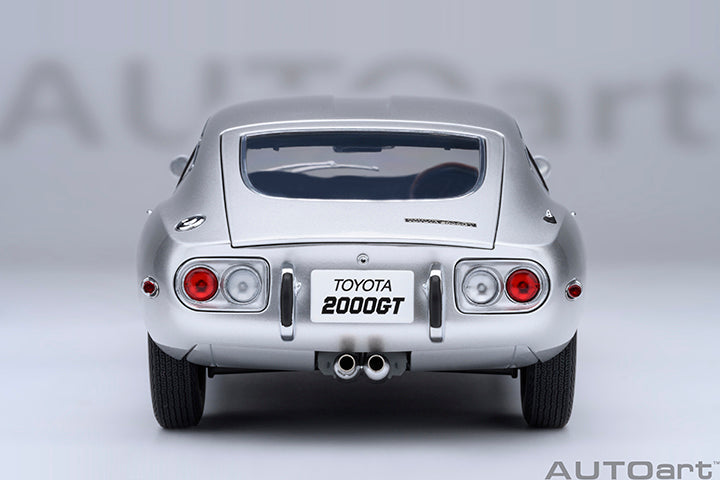AUTOart 1967 Toyota 2000GT (Upgraded Version) Silver 1:18
