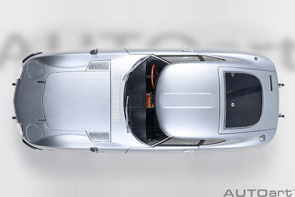 AUTOart 1967 Toyota 2000GT (Upgraded Version) Silver 1:18