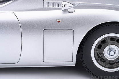 AUTOart 1967 Toyota 2000GT (Upgraded Version) Silver 1:18