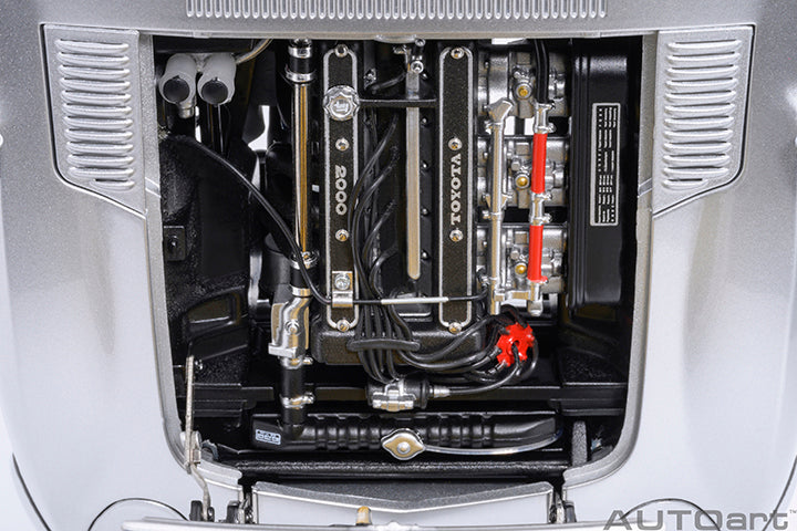 AUTOart 1967 Toyota 2000GT (Upgraded Version) Silver 1:18