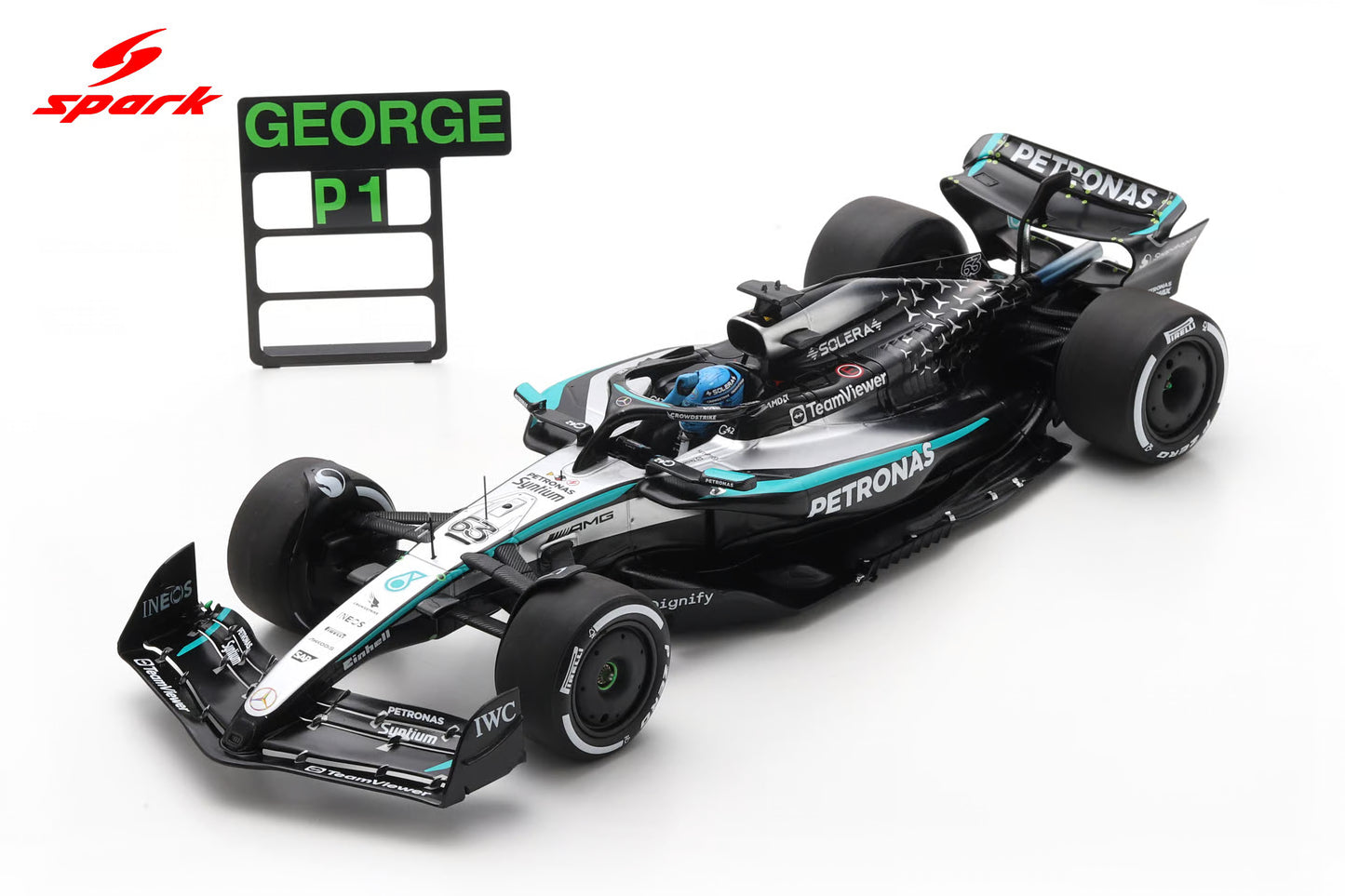 Spark-Model Mercedes W16 Team Mercedes-AMG Petronas #63 Winner Canadian GP 2025 (Russell) 1:18 WITH DISPLAY