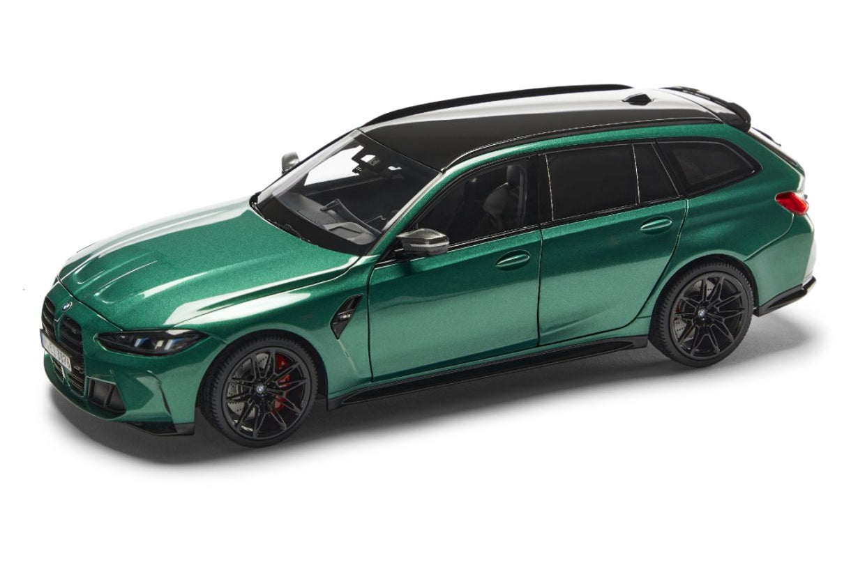 Minichamps BMW M3 Touring (G81) M Wagon Isle of Man Green Metallic 1:18 DEALER EDITION