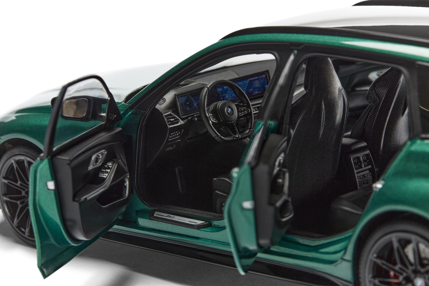 Minichamps BMW M3 Touring (G81) M Wagon Isle of Man Green Metallic 1:18 DEALER EDITION