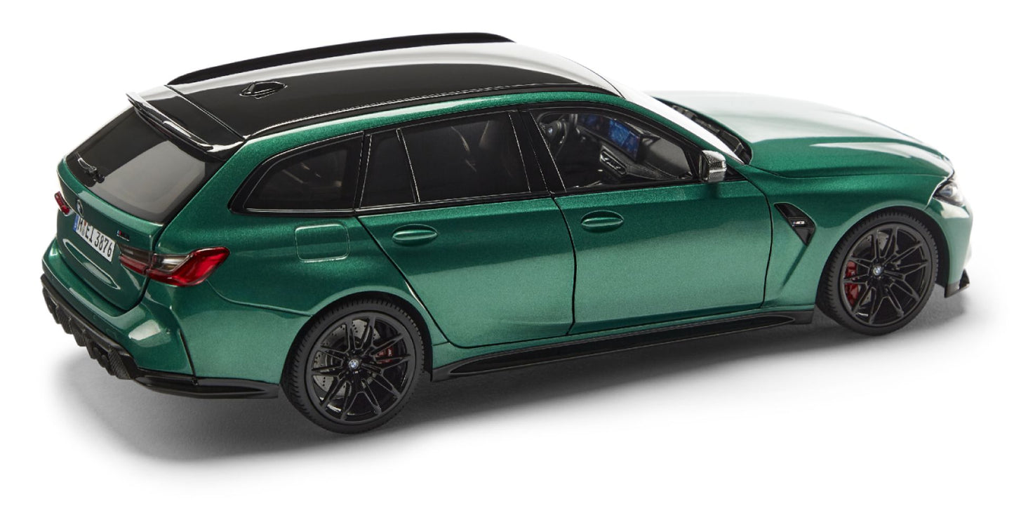 Minichamps BMW M3 Touring (G81) M Wagon Isle of Man Green Metallic 1:18 DEALER EDITION