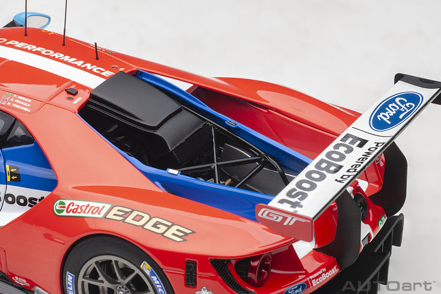 AUTOart 2017 Ford GT #67 24hr Le Mans GTE Pro 2017 1:18
