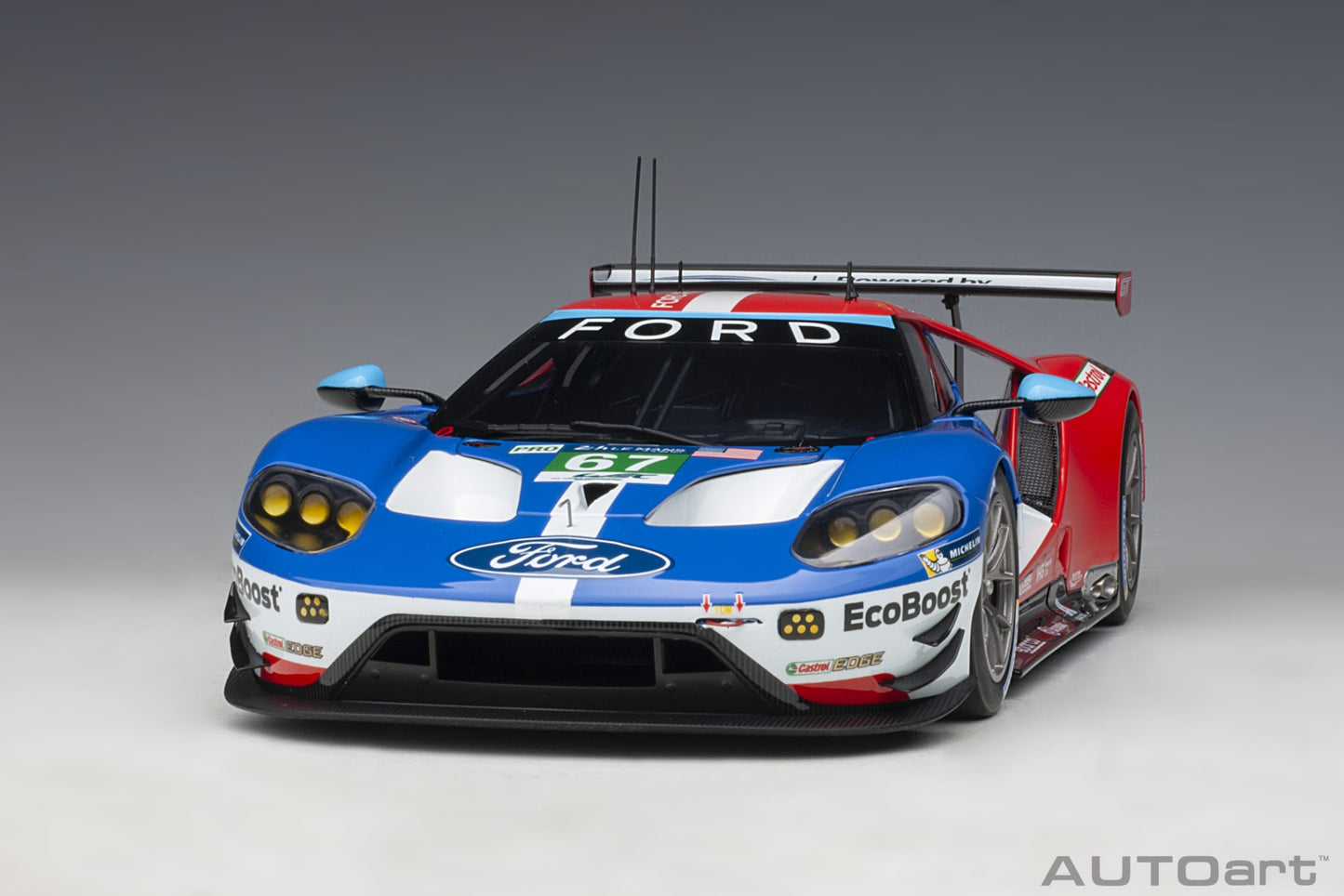 AUTOart 2017 Ford GT #67 24hr Le Mans GTE Pro 2017 1:18