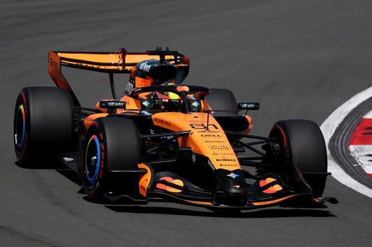 Minichamps Mclaren Mastercard F1 Team MCL40 #81 2nd Japanese GP (Piastri) 2026 1:18