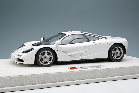 Make Up Co., Ltd / Eidolon 1994 Mclaren F1 Road Car Grand Prix White WITH DISPLAY 1:18