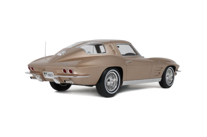 GT Spirit 1963 Chevy Corvette C2 Coupe Saddle Tan 1:12