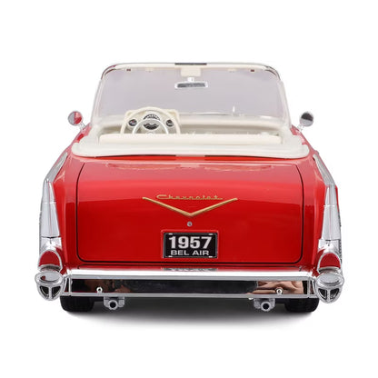 Maisto 1957 Chevrolet Bel Air Red and White 1:18