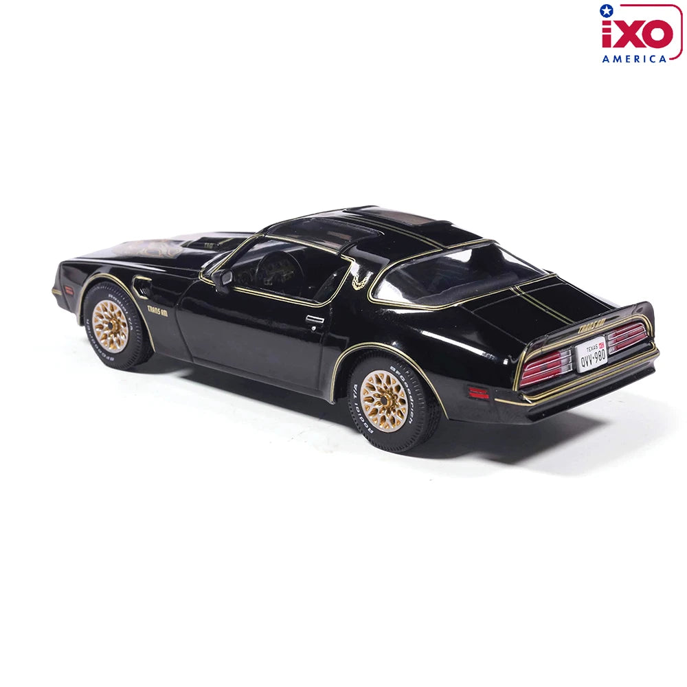 Ixo 1977 Pontiac Firebird Trans-Am Smokey & the Bandit Starlight Black & Gold 1:43