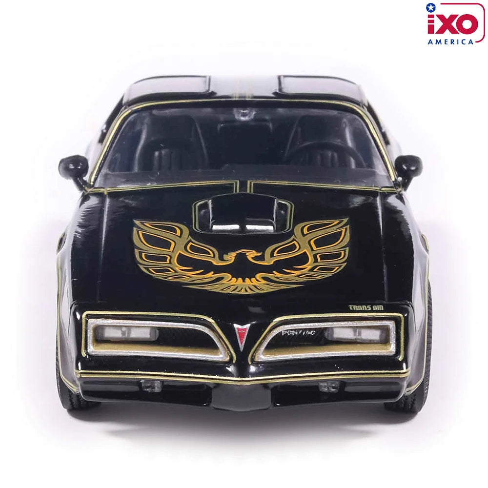 Ixo 1977 Pontiac Firebird Trans-Am Smokey & the Bandit Starlight Black & Gold 1:43