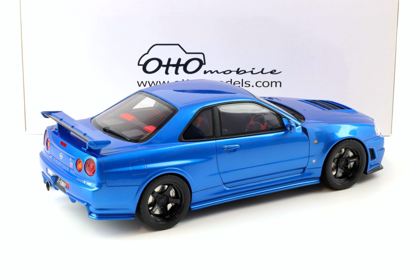 Otto 2005 Nissan Skyline GT-R R34 NISMO Z-Tune Bayside Blue 1:12
