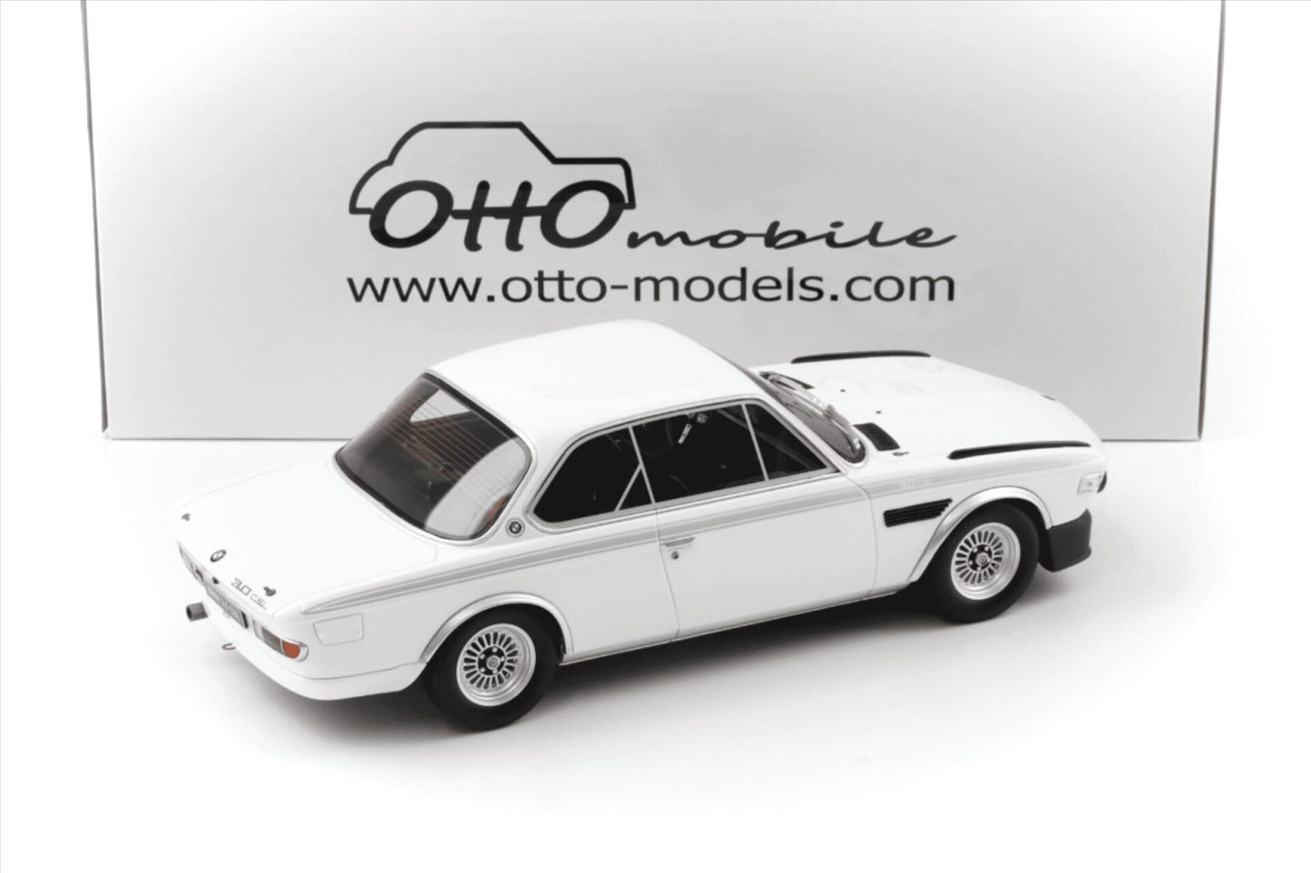 Otto 1972 BMW 3.0 (E9) CSL Chamonix White 1:18
